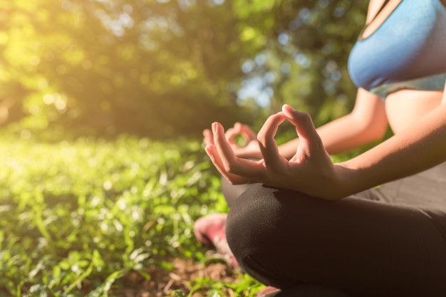 Torino, domani in centro lezioni gratis di yoga per raccogliere fondi per Emergency
