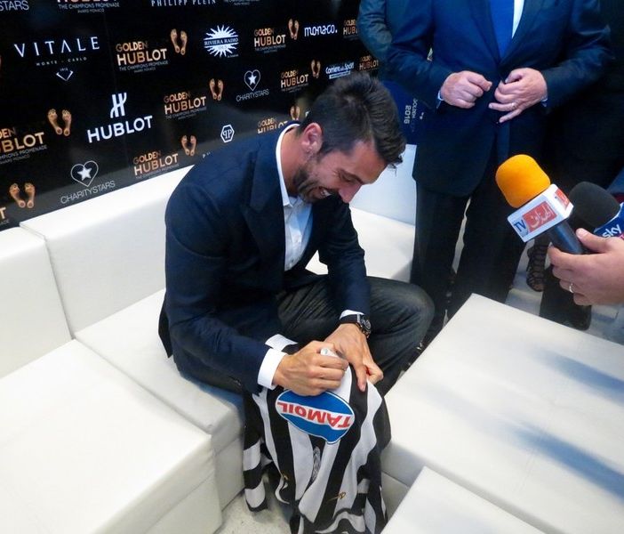 Golden Foot a Buffon: &quot;Onorato di aver raggiunto un altro traguardo&quot;