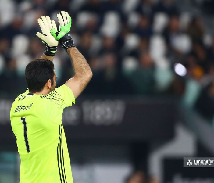 Gigi Buffon è pronto a sfidare il super tridente del Barça