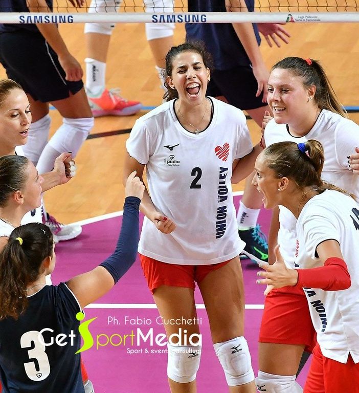 Volley: Pinerolo batte 3 a 2 Mondovì nel primo test match casalingo