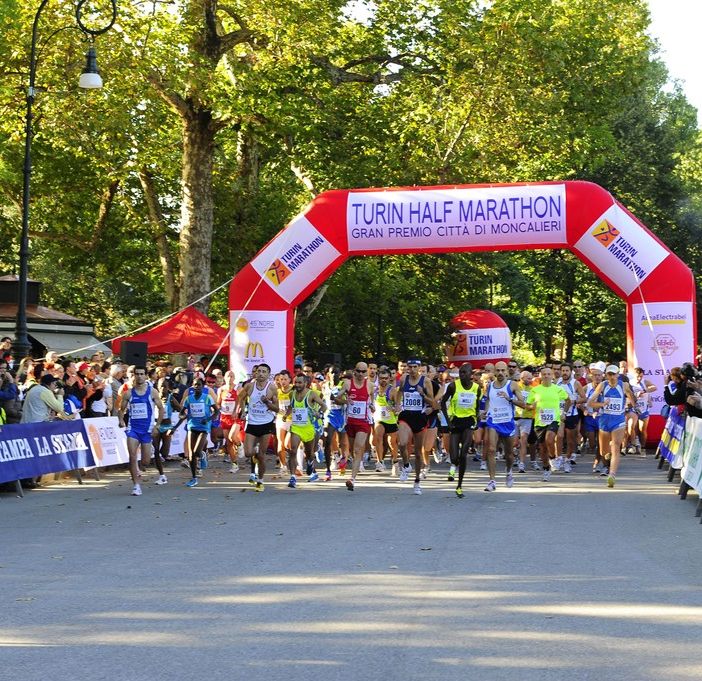 Domenica 7 si corre  la Torino Half Marathon