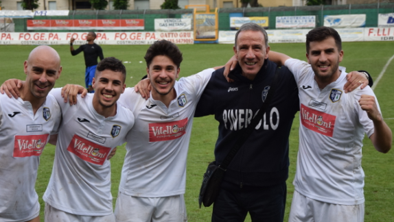 VIDEOGOL - Pinerolo-Rivoli 2-1, la rete di Pareschi fa esplodere il &quot;Barbieri&quot;: salvezza!