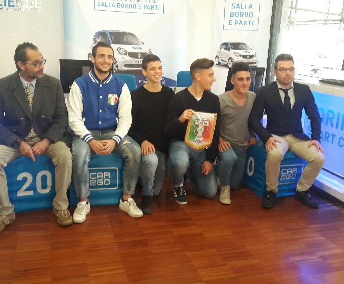 Da Torino parte la sfida mondiale dell'Italia al calcio-tennis