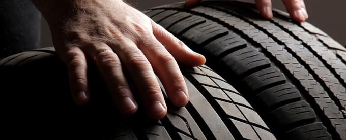 Cambio gomme e coronavirus: un mese di tempo dal 16 aprile, ma si attende la proroga della scadenza Cambio gomme e coronavirus: un mese di tempo dal 16 aprile, ma si attende la proroga della scadenza