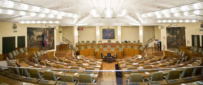Dopo le feste, Consiglio Regionale Piemonte "fermo" ancora 2 settimane: minoranza all'attacco