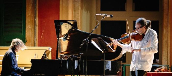 Don Giovanni (& co) in Blues lo sfizioso titolo dell’appuntamento di fine estate che si svolgerà domenica 16 settembre alle ore 17 al Castello della Morra di Castellar Don Giovanni (& co) in Blues lo sfizioso titolo dell’appuntamento di fine estate che si svolgerà domenica 16 settembre alle ore 17 al Castello della Morra di Castellar