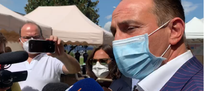 Cirio sulle scuole: &quot;La misurazione della febbre non si può affidare solo alle famiglie, pronto a fare test a campione&quot;