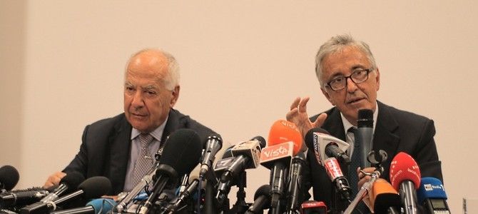 Autostrade: "Otto mesi per demolire e ricostruire". "Strazio", ma niente scuse Autostrade: "Otto mesi per demolire e ricostruire". "Strazio", ma niente scuse