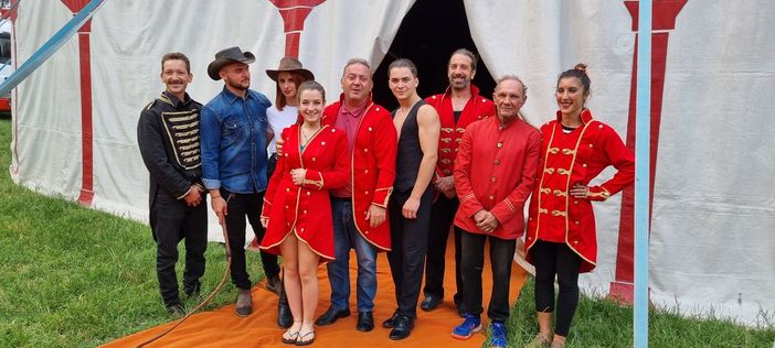 Il Circo Medini protesta contro il Comune di Pinerolo Il Circo Medini protesta contro il Comune di Pinerolo