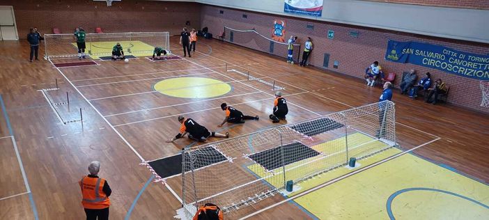 Torneo di Torball a Torino: lo sport di squadra per persone non vedenti alla Palestra Parri Torneo di Torball a Torino: lo sport di squadra per persone non vedenti alla Palestra Parri