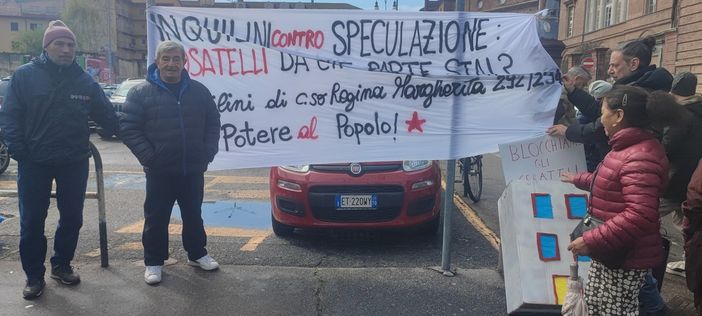 La proprietà "vuole vendere", 60 famiglie in Corso Regina Margherita a rischio sfratto