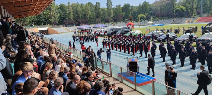 Il 209° anniversario dei Carabinieri nel nome di Mauro, colpito dalla bici ai Murazzi: “Non smettete di tifare per lui” Il 209° anniversario dei Carabinieri nel nome di Mauro, colpito dalla bici ai Murazzi: “Non smettete di tifare per lui”