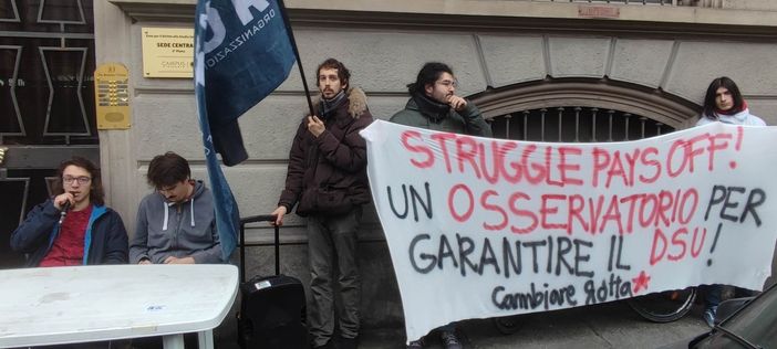 Borse di studio, gli studenti rispondono a Chiorino: &quot;Diritto realizzato solo grazie a noi&quot;