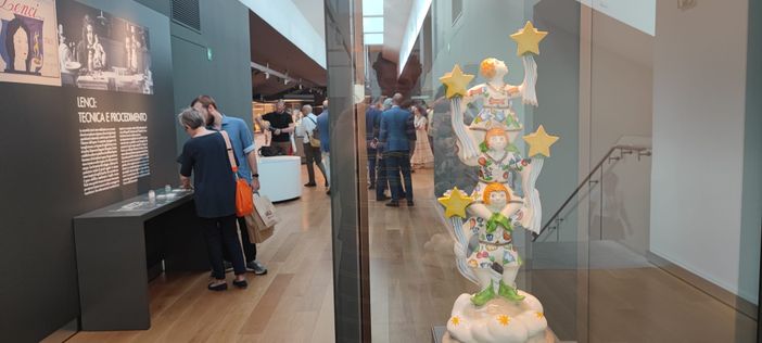 Apre il terzo piano della Galleria Sabauda con la nuova collezione di ceramiche Lenci. Sgarbi: "Accendono una passione sconfinata" Apre il terzo piano della Galleria Sabauda con la nuova collezione di ceramiche Lenci. Sgarbi: "Accendono una passione sconfinata"