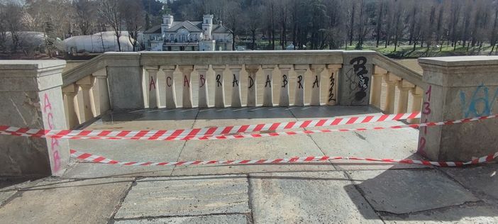Murazzi ancora chiusi in attesa del ritiro della piena Murazzi ancora chiusi in attesa del ritiro della piena