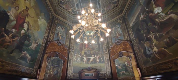 La stanza che accoglieva i Reali in partenza: il fascino della sala Gonin a Porta Nuova