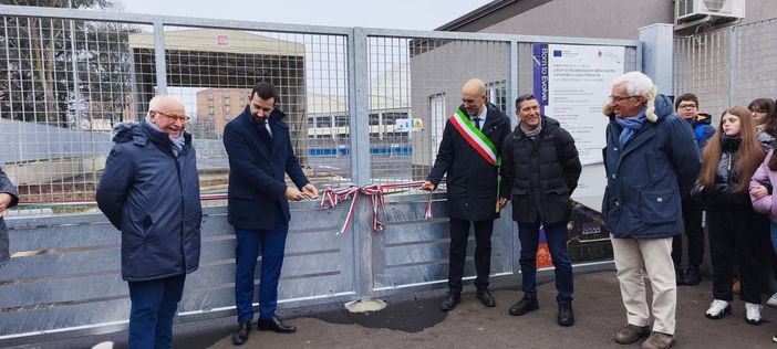 Inaugurato il nuovo ecocentro di Venaria Inaugurato il nuovo ecocentro di Venaria