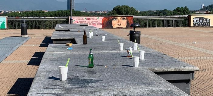 Moncalieri e la triste storia del multipiano vandalizzato