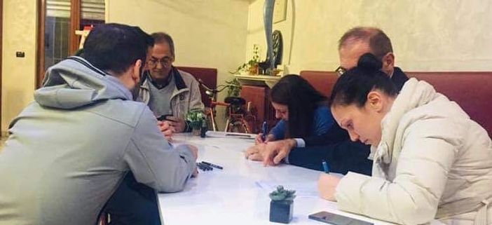 Settimo Torinese: CasaPound raccoglie oltre 60 firme in 2 ore per le elezioni regionali’ Settimo Torinese: CasaPound raccoglie oltre 60 firme in 2 ore per le elezioni regionali’