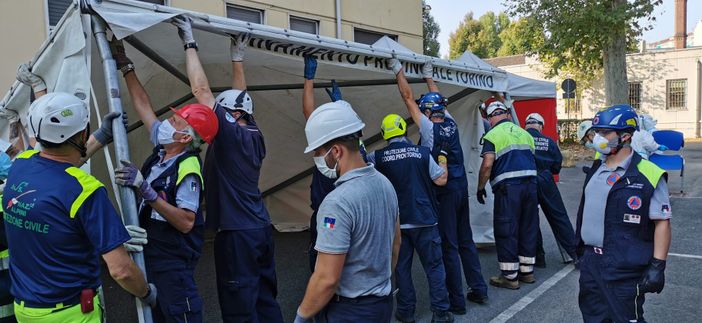 Controlli anti Codiv: all'Amedeo di Savoia in campo anche i volontari della Protezione Civile [FOTO]