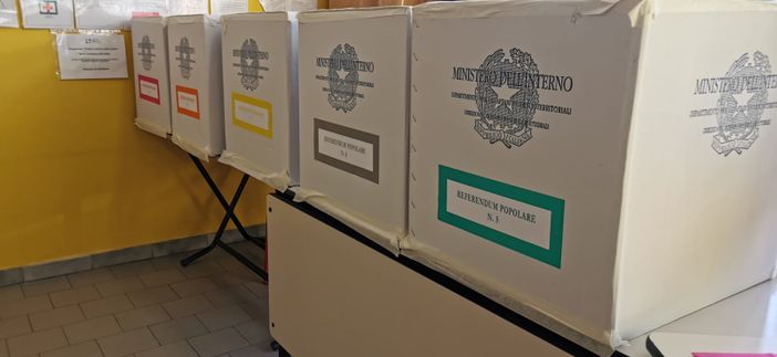 Referendum, affluenza bassissima a Torino: alle 12 ha votato appena il 4,69% degli aventi diritto