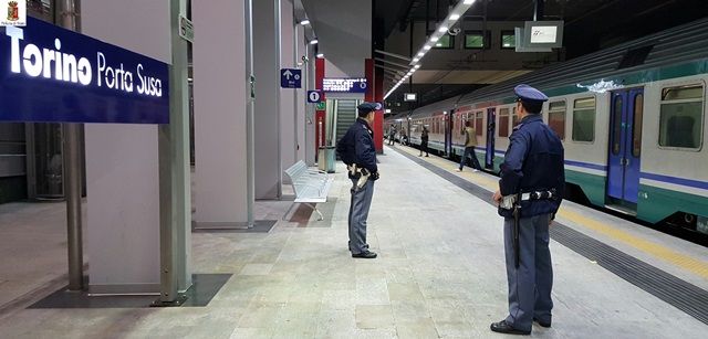 Ruba uno smartphone sul Tgv: arrestato in flagranza di reato
