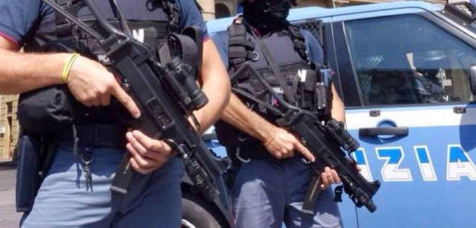 Torino: tre georgiani arrestati per tentato furto dalla Polizia di Stato