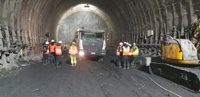 Il mondo dell'impresa in visita ai cantieri francesi della Torino-Lione. Ravanelli: "Accelerare, è un'opera fondamentale per le nuove generazioni" Il mondo dell'impresa in visita ai cantieri francesi della Torino-Lione. Ravanelli: "Accelerare, è un'opera fondamentale per le nuove generazioni"