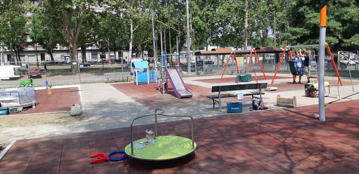 Piazza Sofia, riqualificata l'area gioco con i fondi AxTo