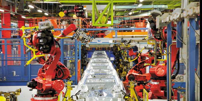 Torino: alla FCA Group Mirafiori Plant la ripresa continua Torino: alla FCA Group Mirafiori Plant la ripresa continua