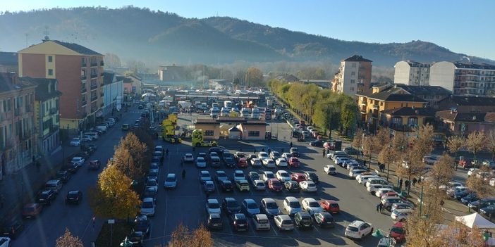 A Chivasso ritornano i Babbi Camionari A Chivasso ritornano i Babbi Camionari