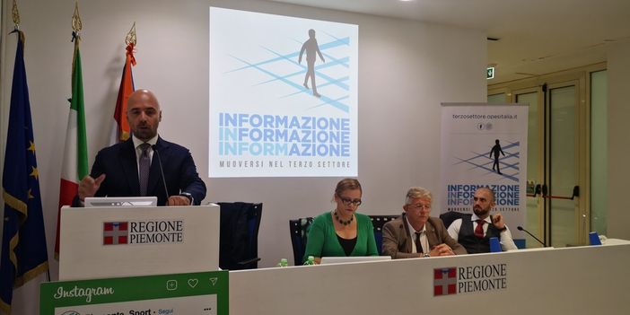 conferenza stampa opes