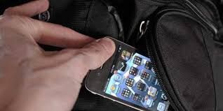cellulare rubato dalla tasca cellulare rubato dalla tasca
