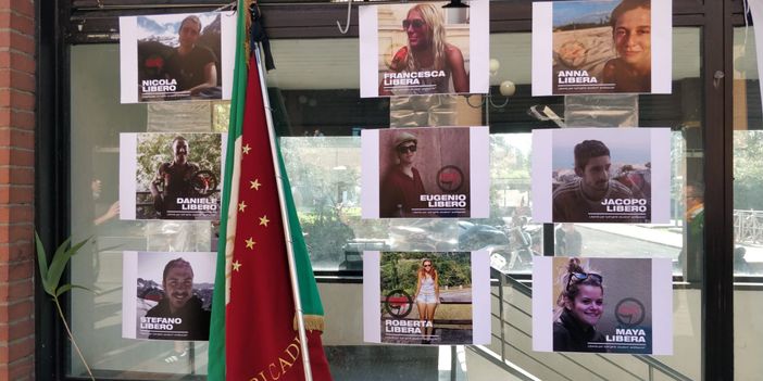 Scontri al campus Einaudi, presidio davanti al tribunale: "L'antifascismo non è un reato" [FOTO e VIDEO]