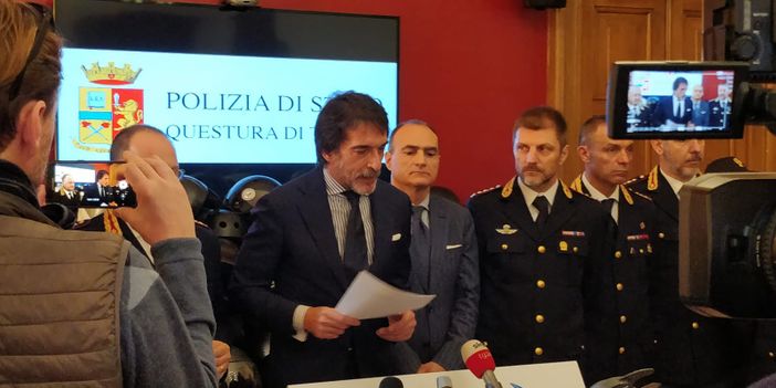 Anarchici, Comi (FI-PPe): "Congratulazioni a questore Torino" Anarchici, Comi (FI-PPe): "Congratulazioni a questore Torino"