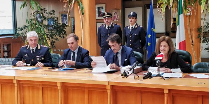 Truffe e usura per arricchire le casse della 'ndrangheta: 16 gli arresti (VIDEO)