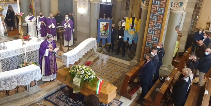 l'ultimo saluto a De Ruggiero