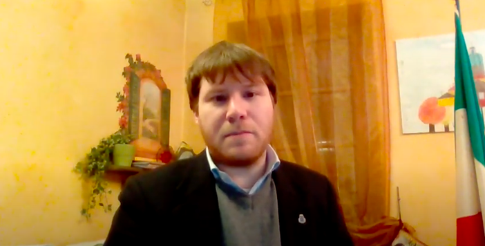 Covid, a Gassino Torinese chiudono 3 sezioni