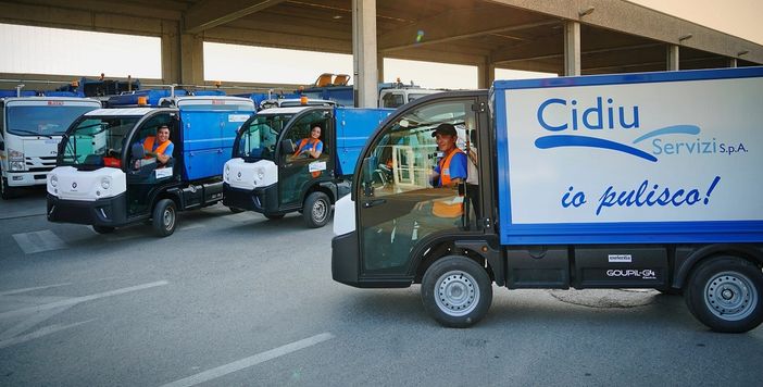 Grugliasco, pubblicato il primo libro sulla storia del Cidiu per 17 Comuni dell'Ovest Grugliasco, pubblicato il primo libro sulla storia del Cidiu per 17 Comuni dell'Ovest