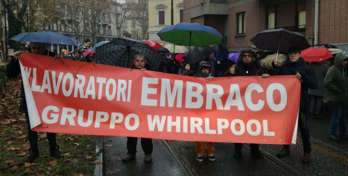 Ex Embraco, domani nuovo presidio dei lavoratori davanti alla Regione per stipendi e tredicesima Ex Embraco, domani nuovo presidio dei lavoratori davanti alla Regione per stipendi e tredicesima