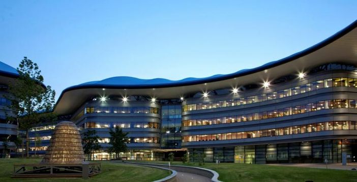 Universitari auditi su borse di studio e servizi