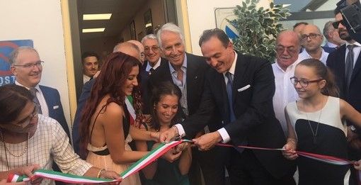 Dalla sedia a rotelle all'inaugurazione della scuola di ballo: il sogno di Virginia Di Carlo è realtà [VIDEO]