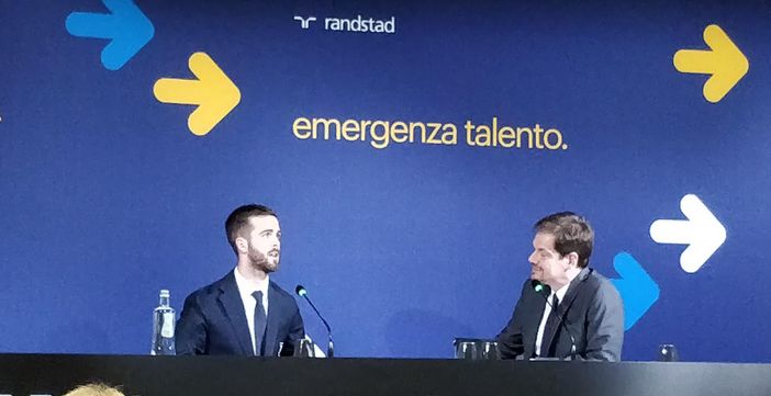 Juve, Pjanic tesse le lodi di Allegri: “Ha saputo trasformare ventiquattro calciatori in una squadra”