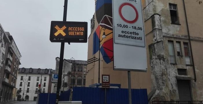 Negozianti all'attacco sulla Ztl: &quot;Lo strano caso dello studio scomparso: Torino inquinata da incompetenza e malafede&quot;