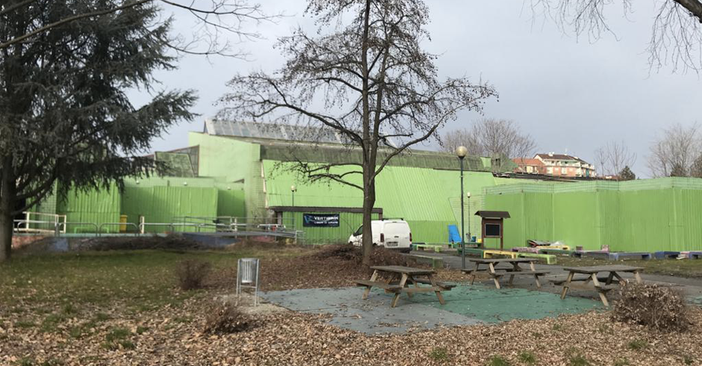 Si avvicina l’inaugurazione di Vertigimn: sport acrobatici nella scuola occupata un anno fa dagli anarchici