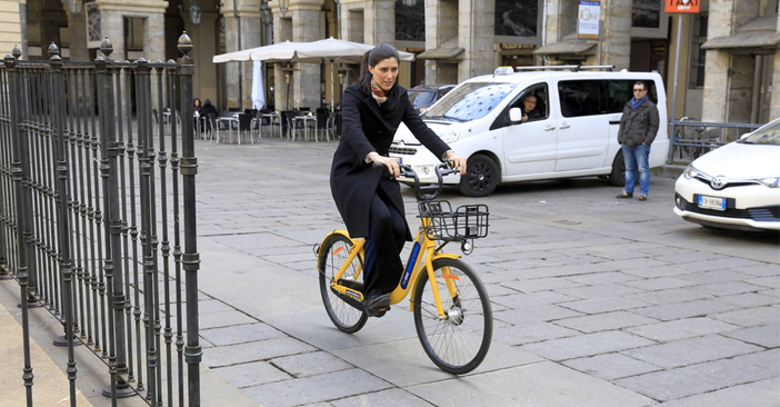 A Torino la fase 2 fa rima con bicicletta, Appendino: "Impensabile che tutti utilizzino l'auto" A Torino la fase 2 fa rima con bicicletta, Appendino: "Impensabile che tutti utilizzino l'auto"