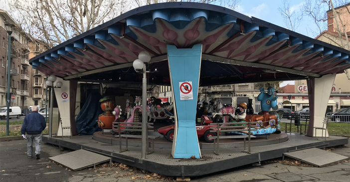 Piazza Robilant, riparte la giostrina dei bimbi: "Giro omaggio per tutti martedì 19 marzo" Piazza Robilant, riparte la giostrina dei bimbi: "Giro omaggio per tutti martedì 19 marzo"
