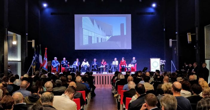 Rapporto Rota: a Torino turisti in aumento, ma il settore accoglienza e ristorazione cresce poco. Appendino attacca Milano Rapporto Rota: a Torino turisti in aumento, ma il settore accoglienza e ristorazione cresce poco. Appendino attacca Milano