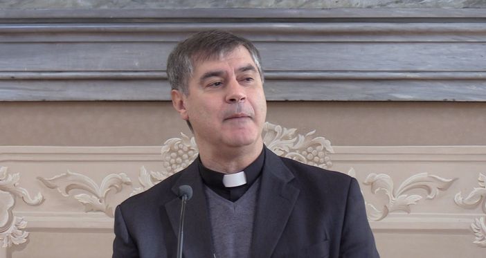 mons. repole e ospedale da campo