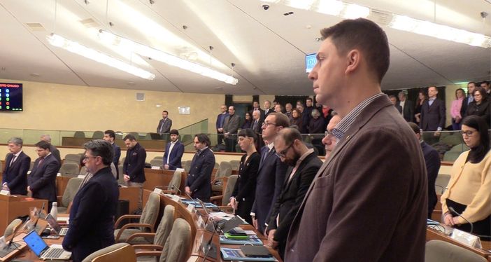 minuto di silenzio consiglio regionale minuto di silenzio consiglio regionale